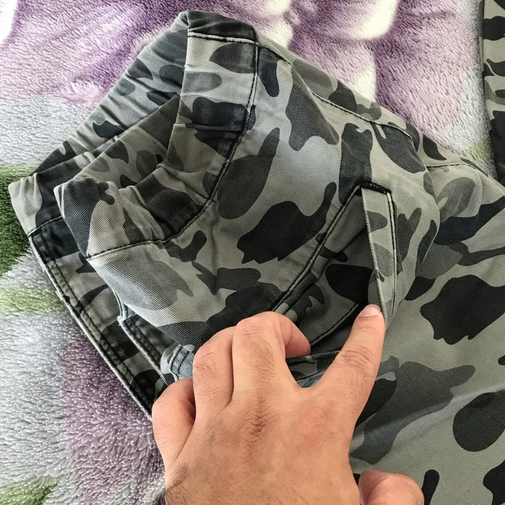 Divided by H&M Men’s Camo Joggers